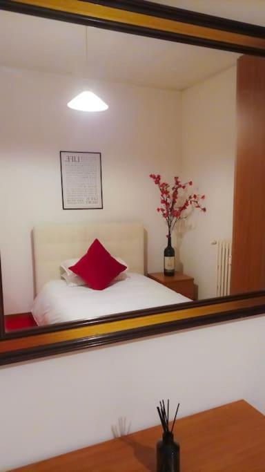 Unique & Beautiful Bedroom In Central Of 佛罗伦萨 外观 照片