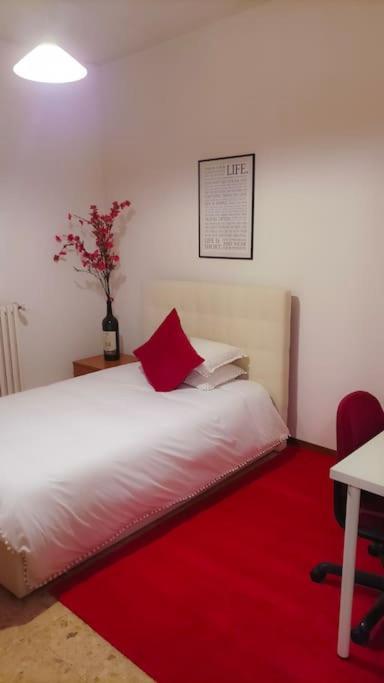 Unique & Beautiful Bedroom In Central Of 佛罗伦萨 外观 照片